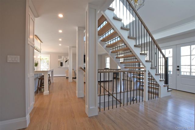 102 Longfellow Lane, Port Jefferson, NY 11777