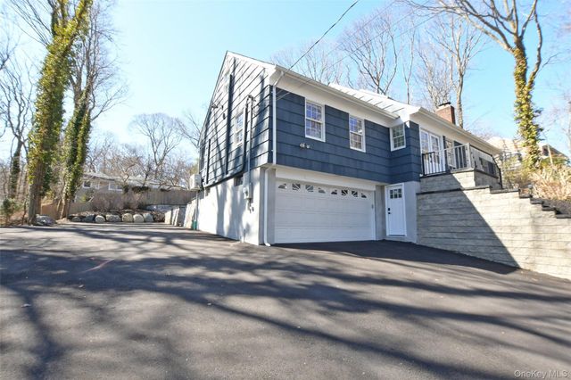102 Longfellow Lane, Port Jefferson, NY 11777