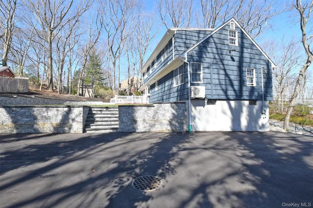 102 Longfellow Lane, Port Jefferson, NY 11777