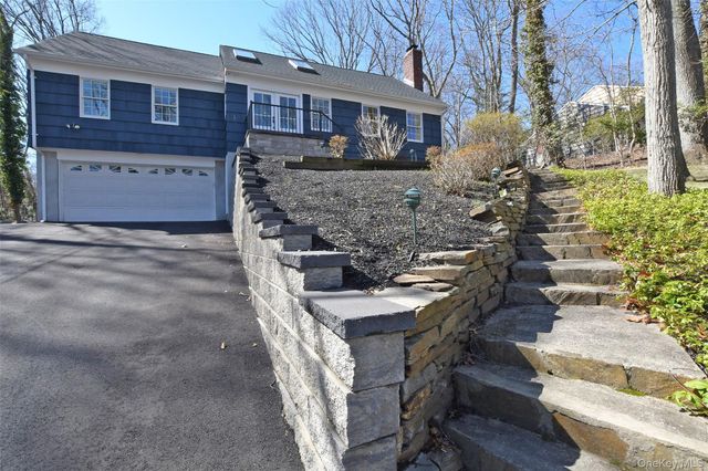 102 Longfellow Lane, Port Jefferson, NY 11777