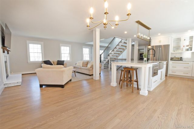 102 Longfellow Lane, Port Jefferson, NY 11777