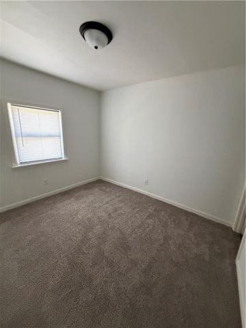 201 S Willis Avenue, Independence, MO 64050