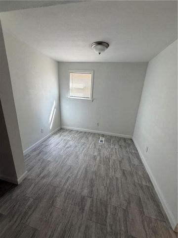 201 S Willis Avenue, Independence, MO 64050