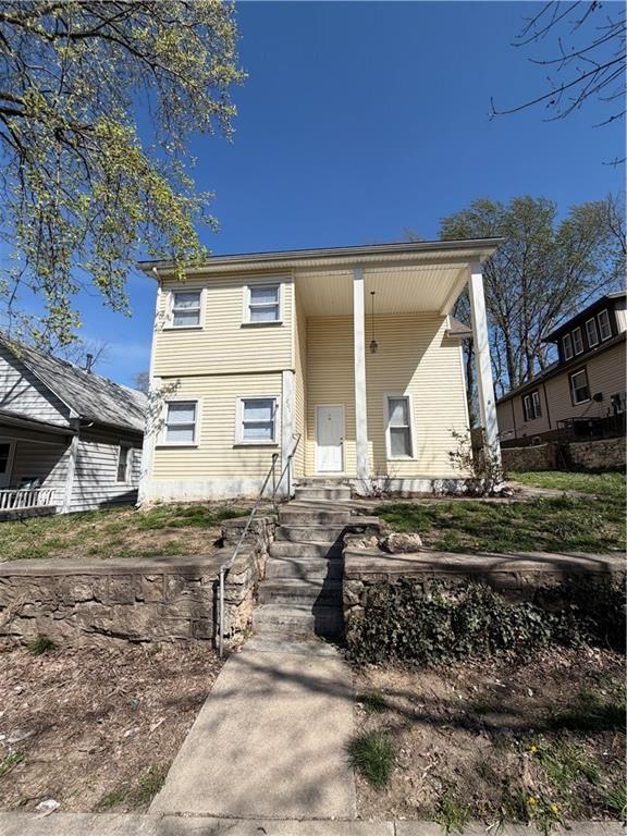 201 S Willis Avenue, Independence, MO 64050