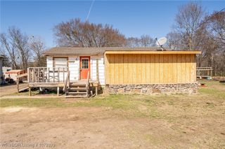 622 E Dyer Highway, Alma, AR 72921