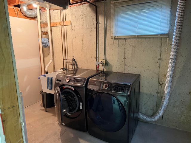 124 Beverly Drive, Chesterton, IN 46304