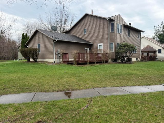 124 Beverly Drive, Chesterton, IN 46304