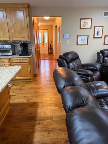 124 Beverly Drive, Chesterton, IN 46304