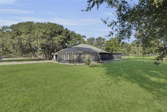 400 CARMAN DRIVE, Leesburg, FL 34748