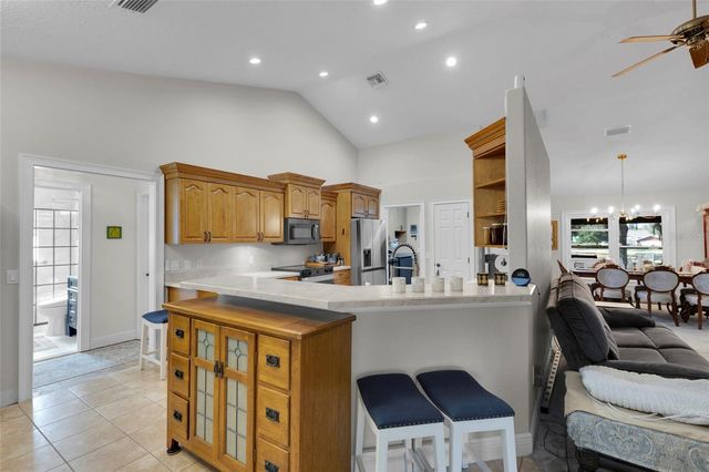 400 CARMAN DRIVE, Leesburg, FL 34748