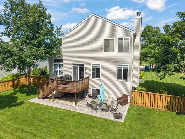 1034 Stephen Court, Aurora, IL 60502