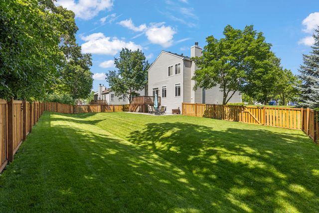 1034 Stephen Court, Aurora, IL 60502