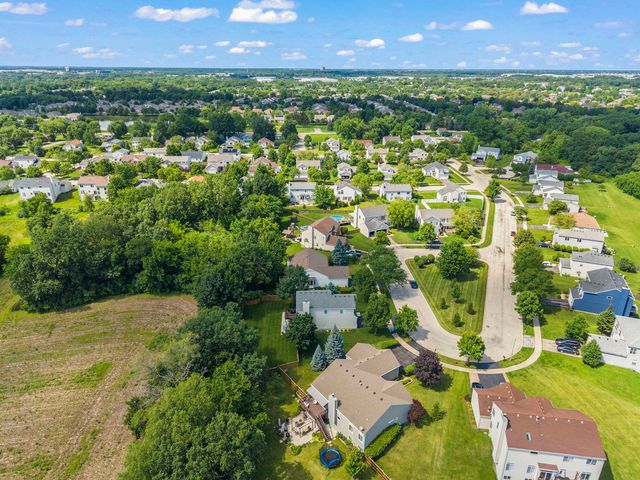 1034 Stephen Court, Aurora, IL 60502