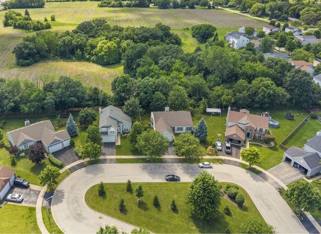 1034 Stephen Court, Aurora, IL 60502