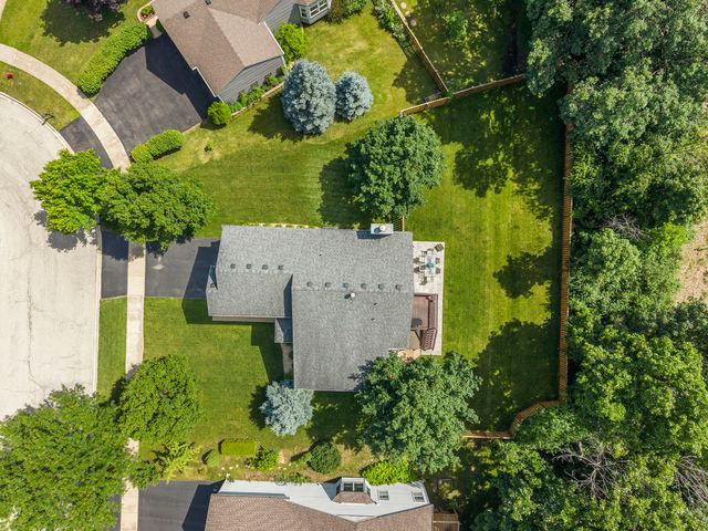 1034 Stephen Court, Aurora, IL 60502