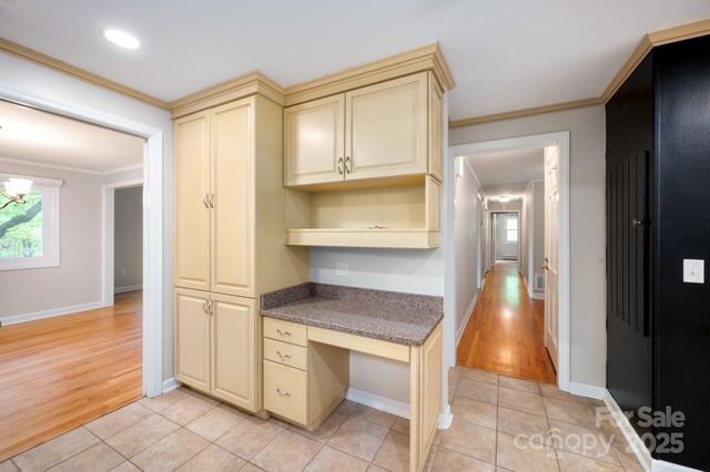 200 Allen Mountain Drive, Black Mountain, NC 28711