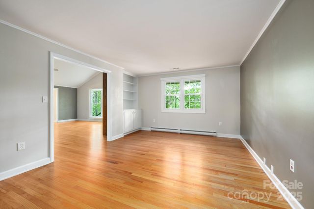 200 Allen Mountain Drive, Black Mountain, NC 28711