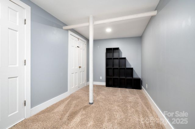 200 Allen Mountain Drive, Black Mountain, NC 28711