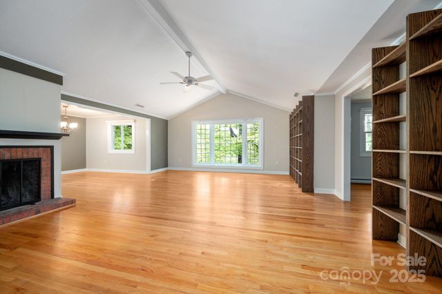 200 Allen Mountain Drive, Black Mountain, NC 28711