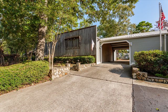 877 W Five Notch Road, North Augusta, SC 29860