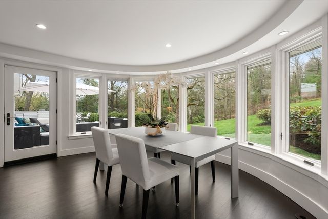 44 Meadowbrook Road, Weston, MA 02493