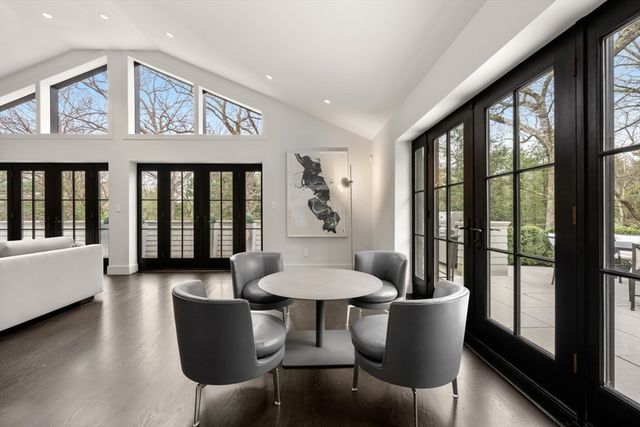 44 Meadowbrook Road, Weston, MA 02493