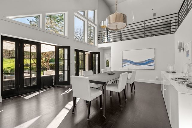 44 Meadowbrook Road, Weston, MA 02493