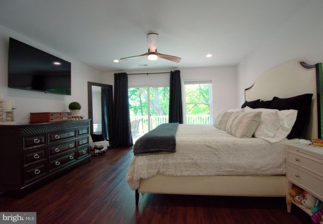 181 HAULOVER DR, Montross, VA 22520