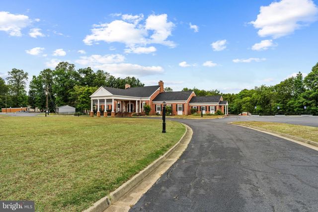 181 HAULOVER DR, Montross, VA 22520