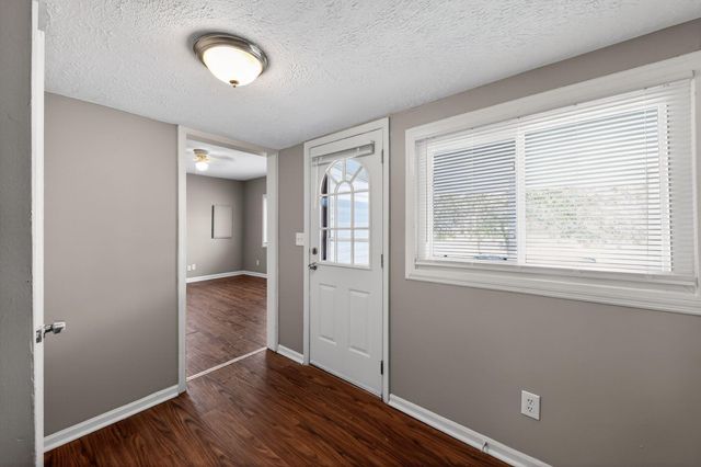 121 E 33rd Street, Covington, KY 41015
