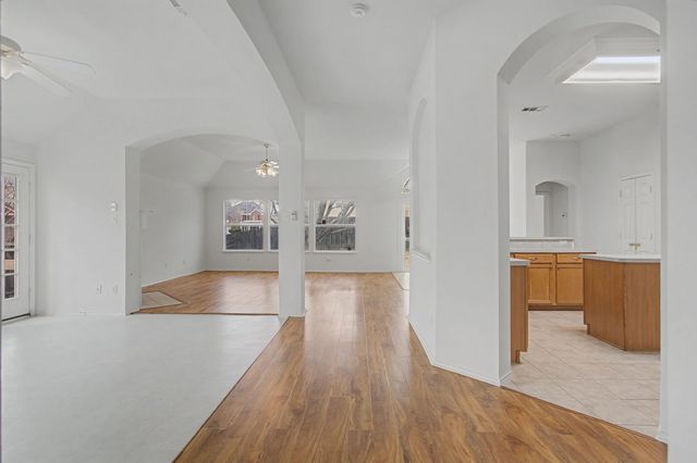 424 Autumn Park, Fort Worth, TX 76140