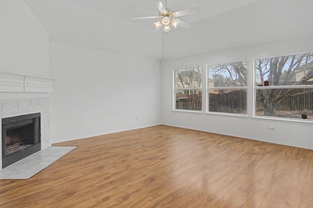 424 Autumn Park, Fort Worth, TX 76140