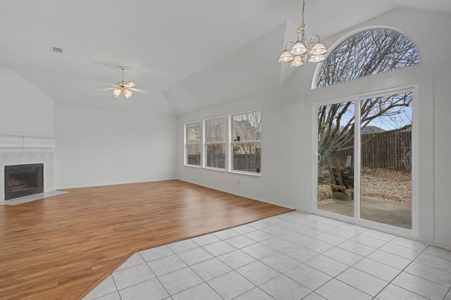 424 Autumn Park, Fort Worth, TX 76140