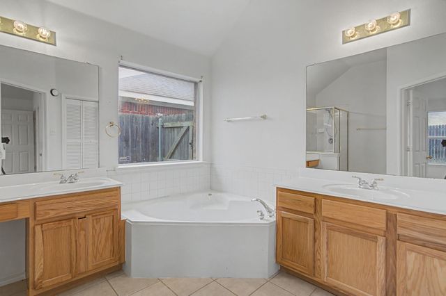 424 Autumn Park, Fort Worth, TX 76140