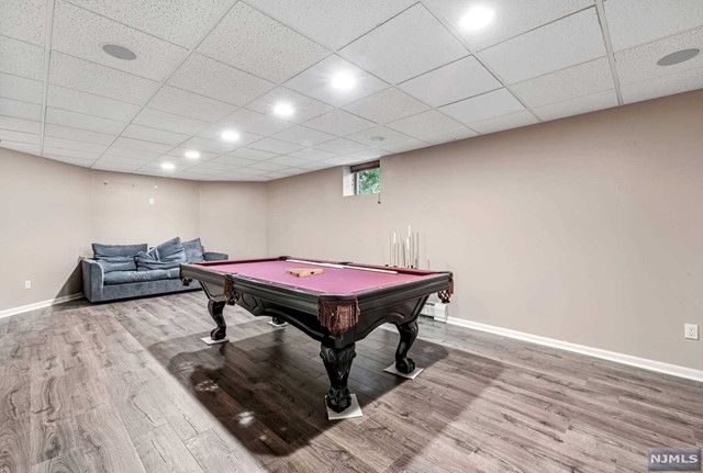 11 Cobblestone Drive, Upper Saddle River, NJ 07458