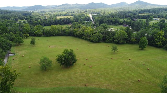 739. Old State Hwy 11, Jeffersonville, KY 40337