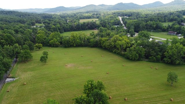 739. Old State Hwy 11, Jeffersonville, KY 40337