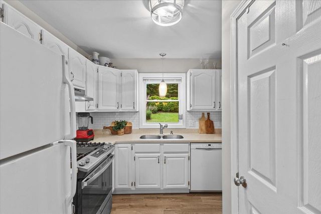 30 Waterwheel Way, Milton, VT 05468