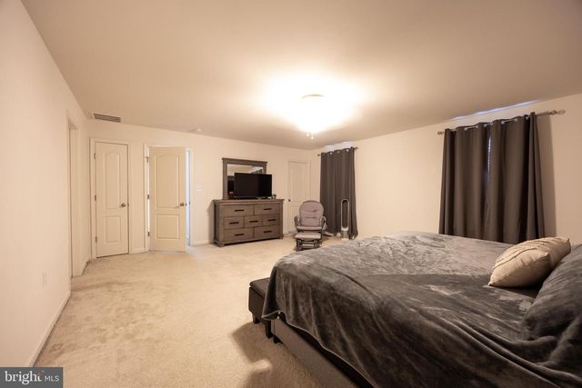 253 TWAIN ST, Gerrardstown, WV 25420