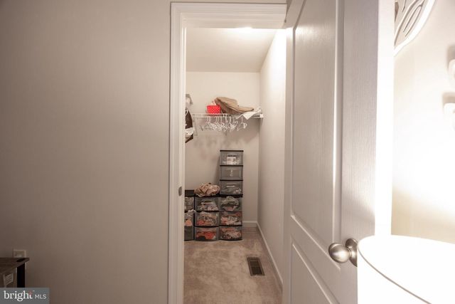 253 TWAIN ST, Gerrardstown, WV 25420