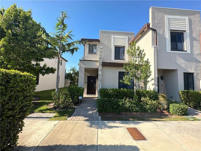 377 NE 208th Terrace 377, Miami, FL 33179