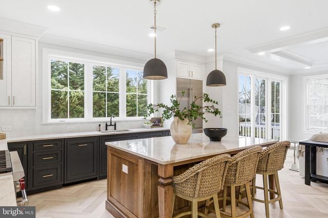 110 AVONDALE AVE., Haddonfield, NJ 08033