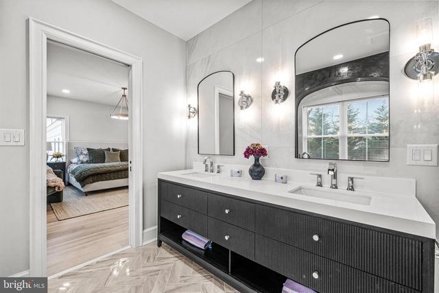 110 AVONDALE AVE., Haddonfield, NJ 08033