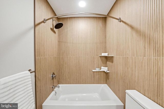 110 AVONDALE AVE., Haddonfield, NJ 08033