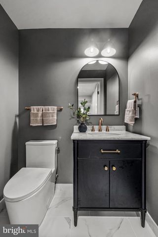 110 AVONDALE AVE., Haddonfield, NJ 08033