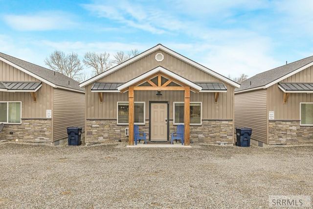 315 Riverfront Drive, Salmon, ID 83467