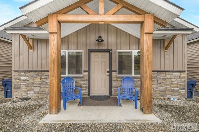 315 Riverfront Drive, Salmon, ID 83467