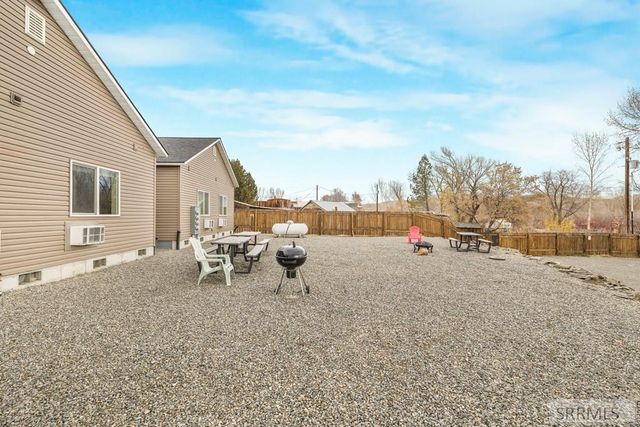 315 Riverfront Drive, Salmon, ID 83467