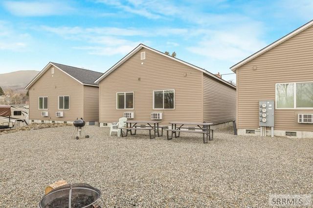315 Riverfront Drive, Salmon, ID 83467