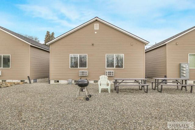 315 Riverfront Drive, Salmon, ID 83467